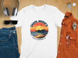 Vintage Sunset Santa Monica California Beach Summer T-Shirt