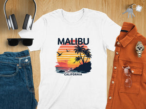 Malibu California Sunset Beach Vibes Graphic Summer T-Shirt